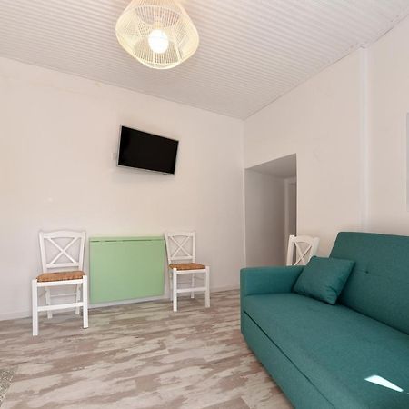 Blue Vorna Apartment Ано Сирос Екстериор снимка