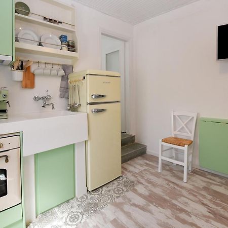 Blue Vorna Apartment Ано Сирос Екстериор снимка