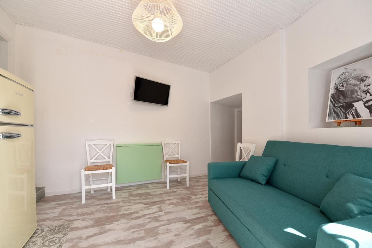 Blue Vorna Apartment Ано Сирос Екстериор снимка