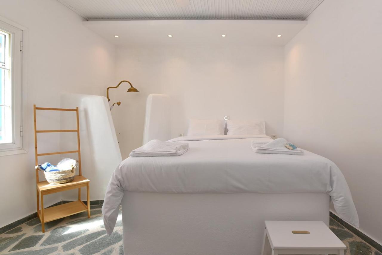 Blue Vorna Apartment Ано Сирос Екстериор снимка