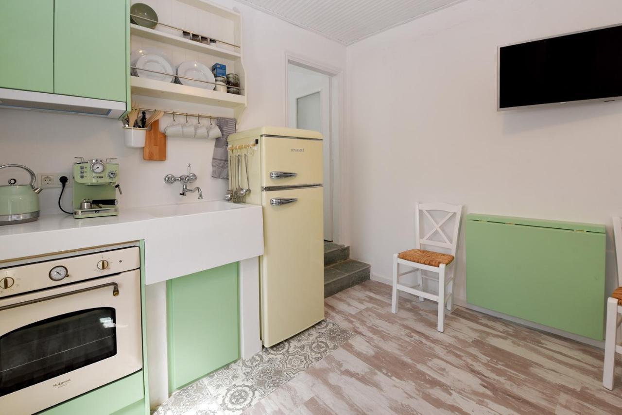 Blue Vorna Apartment Ано Сирос Екстериор снимка